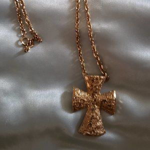 Vintage Sarah Coventry Gold Tone Cross Necklace